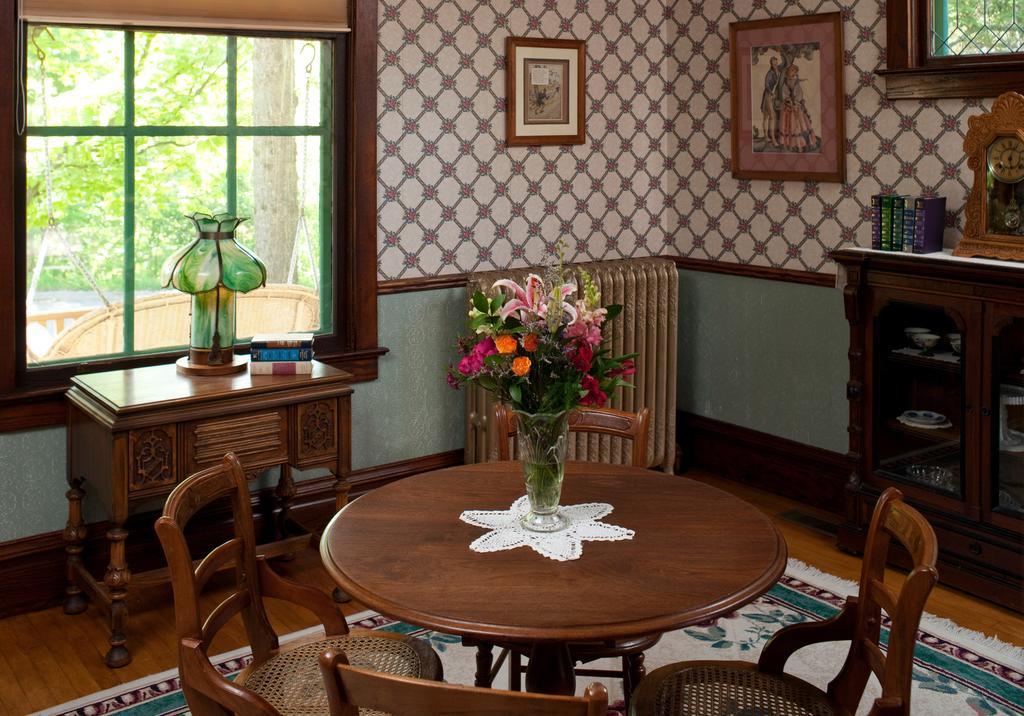 Old Rittenhouse Inn Bayfield Rom bilde