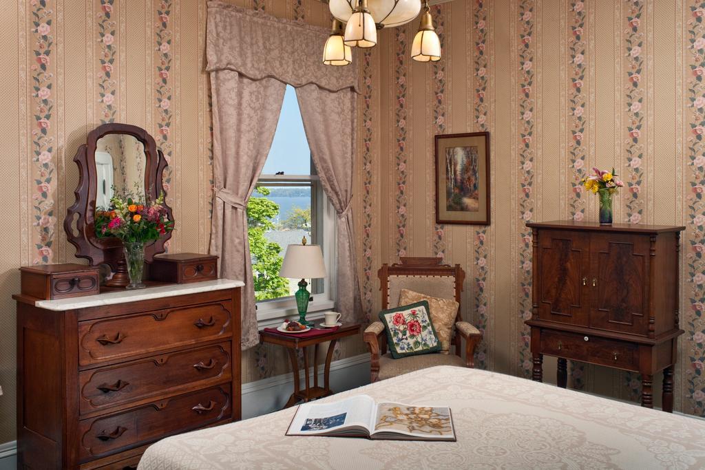 Old Rittenhouse Inn Bayfield Rom bilde