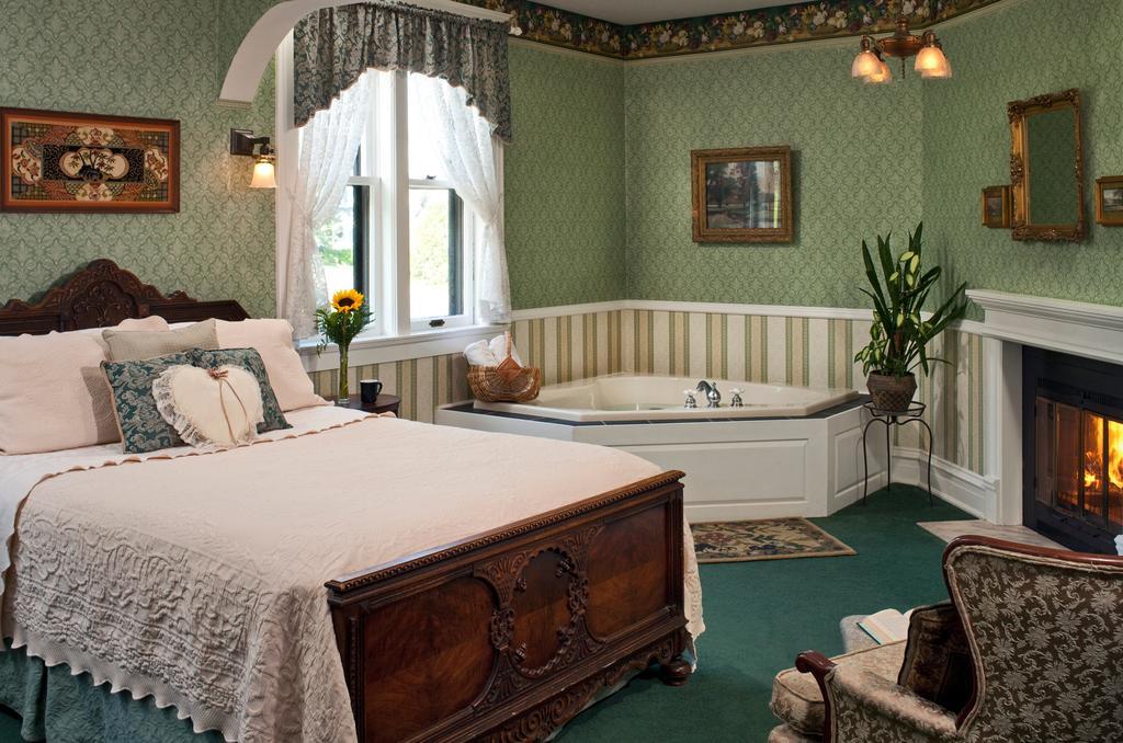Old Rittenhouse Inn Bayfield Rom bilde